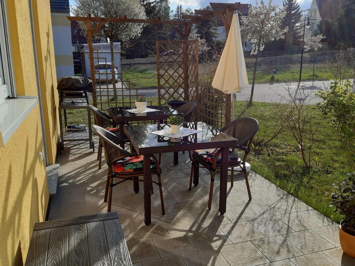 Gastezimmer Rosi Bad Klosterlausnitz Buitenkant foto