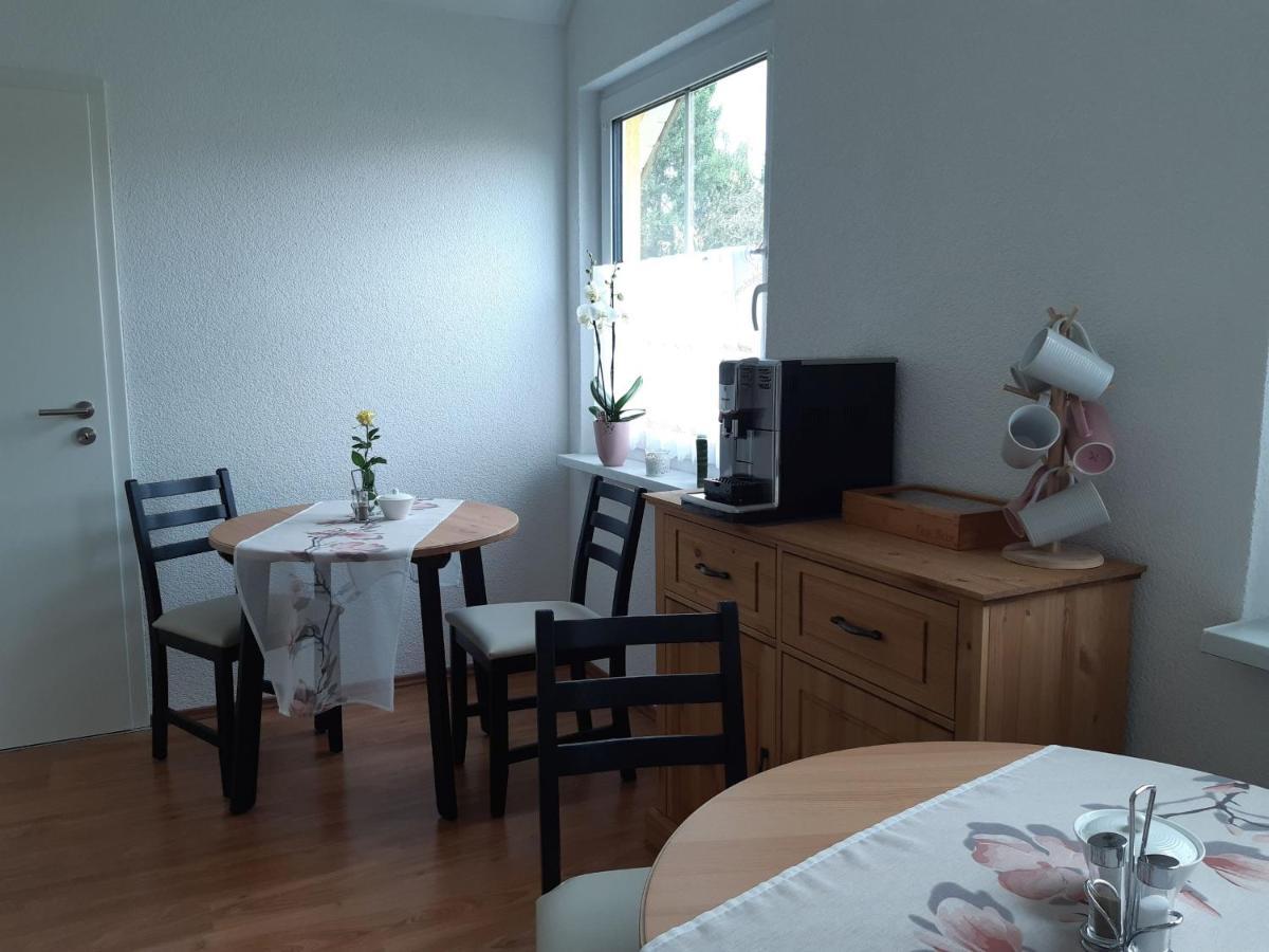 Gastezimmer Rosi Bad Klosterlausnitz Buitenkant foto